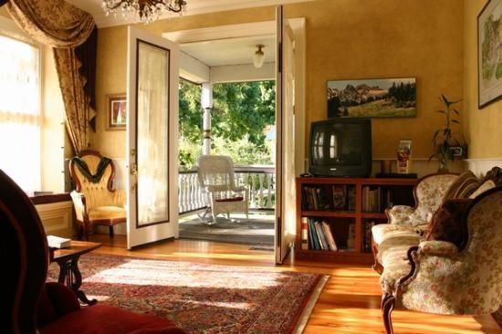 The Whitmore Inn Weaverville Экстерьер фото