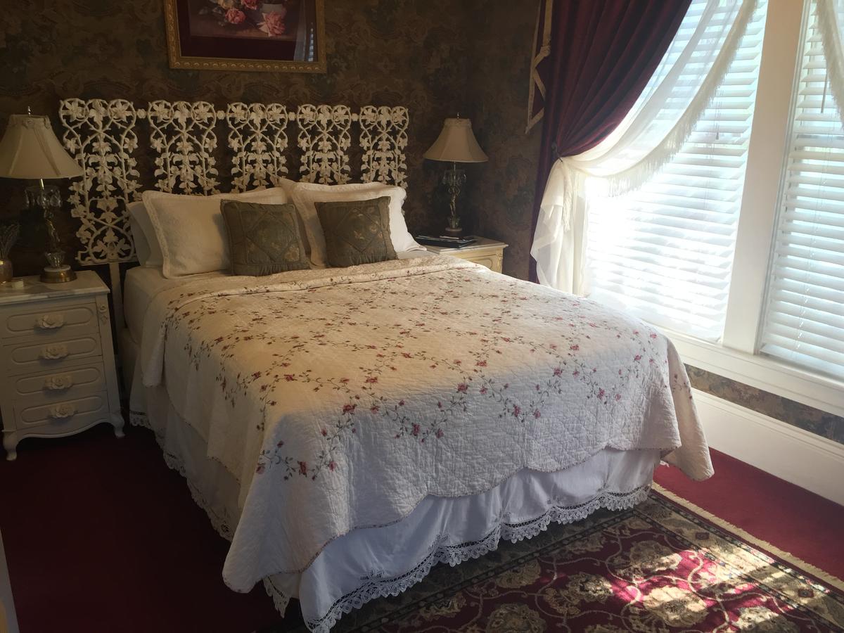 The Whitmore Inn Weaverville Экстерьер фото