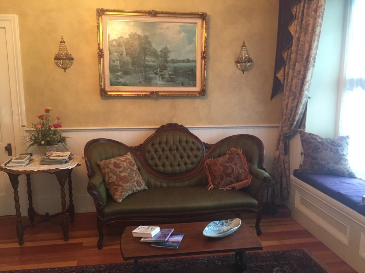 The Whitmore Inn Weaverville Экстерьер фото