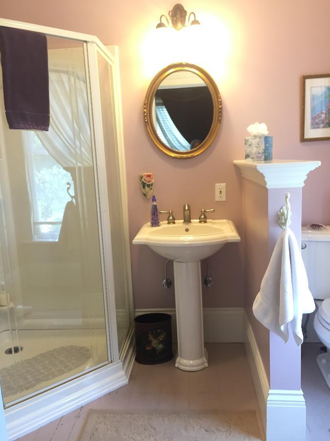 The Whitmore Inn Weaverville Экстерьер фото